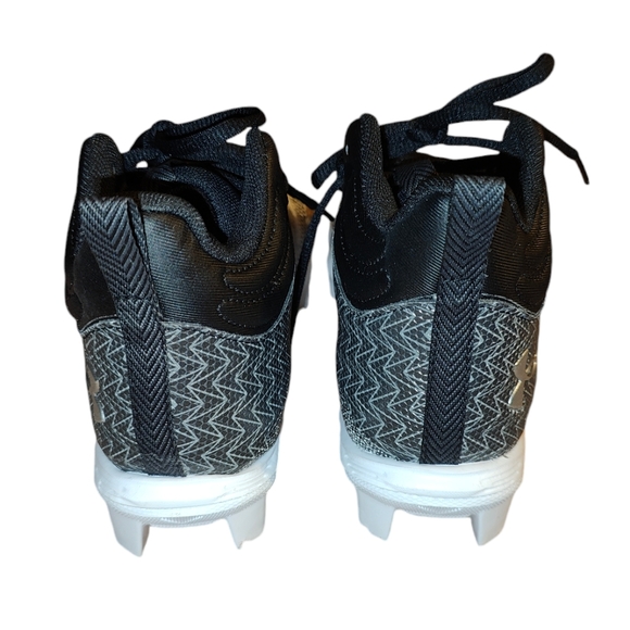 Under Armour Spotlight Fran 3.0 Junior RM Football Cleats - Picture 3 of 5